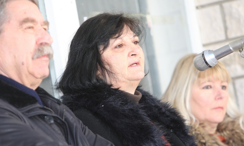 Prosvjed radnika Trimota, Vodoprivrede, Auopoduzeca i ostalih posrnulih imotskih poduzeca ispred zgr