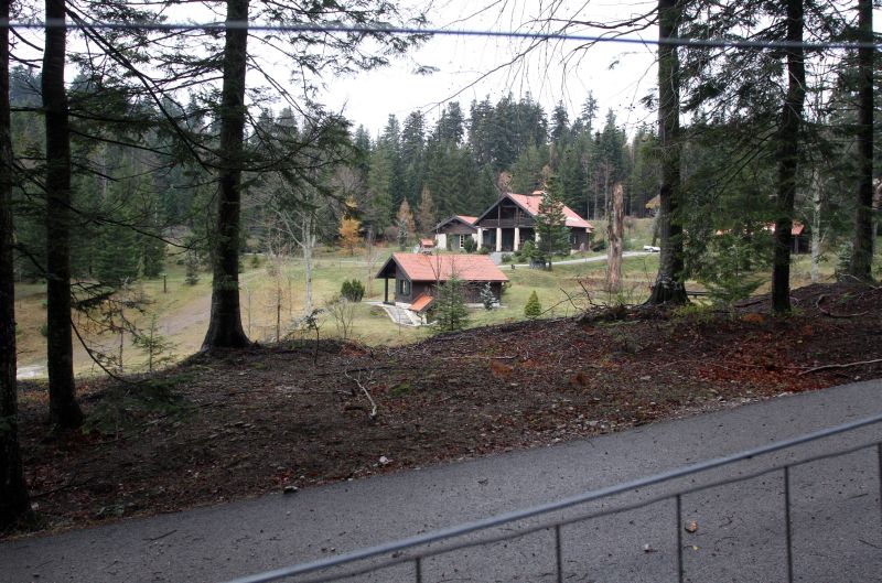 Skrad - Pred imanjem Nadana Vidoševića u šumi kraj sela Hlevci u Gorskom kotaru dežuraju policija i