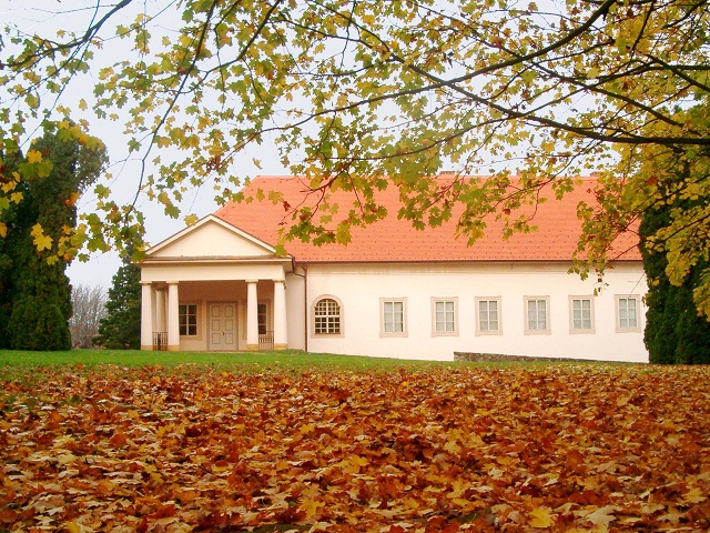 Dvorac Orsic , Muzej seljackih buna u Gornjoj Stubici, TZG Donja Stubica