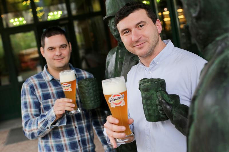 Novouredjena pivnica i restoran Pivana u Ilici. Voditelji Pivane Djuro Topic i Marin Levaj. Photo: