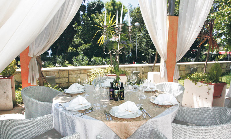 ‘Bruna’ je istinska oaza profinjene kuhinje… prelijepo mjesto u kojem se uživa, posluje i živi, pi