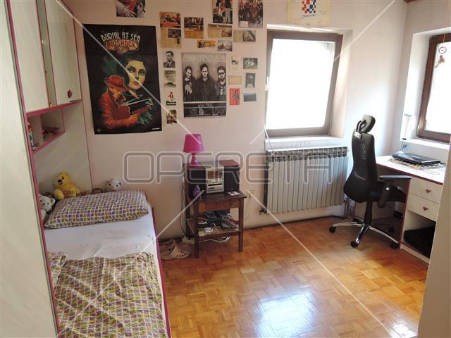 Foto: Opereta nekretnine