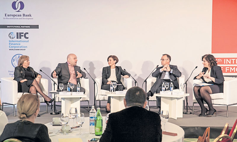 Sudionici rasprave o tržišnim potencijalima robe široke potrošnje