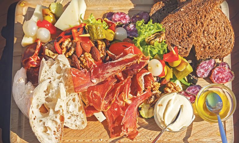 U istarskom kulinarstvu , pršut je mjerilo za svako dobro/FOTOLIA