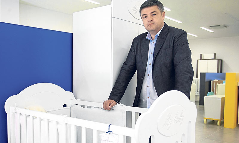 Adax u ponudi ima 40-ak modela dječjih krevetića i komoda, a prodaju ih samo u vlastitim trgovinama,