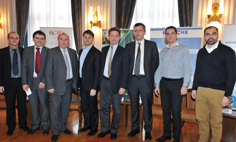 Sudionici okruglog stola