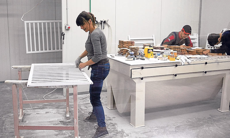 Proizvodnja dječjih krevetića u Adaxu/PIX