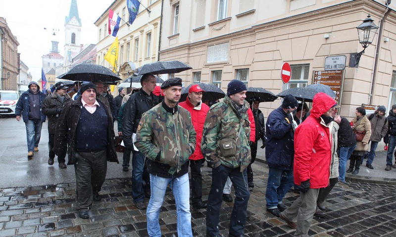 Prosvjed na Markovu trgu (Foto: Patrik Maček/PIXSELL)