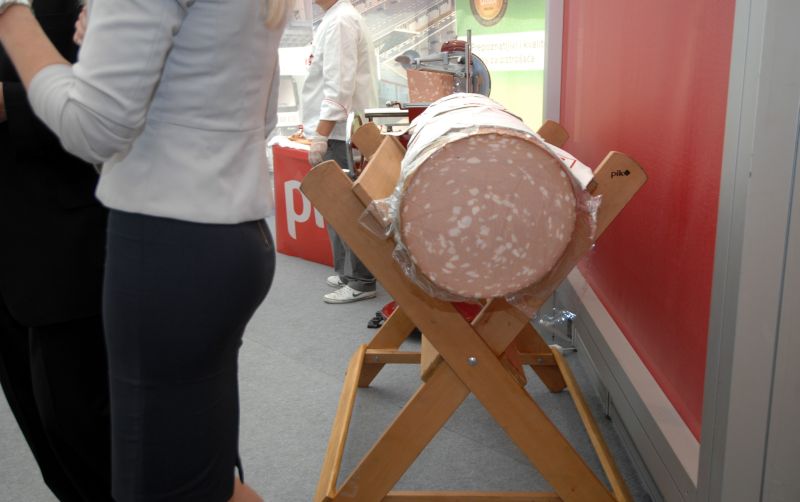 Spodručja Zagrebačke županije plaketom Zlatna kuna nagrađena je tvrtka PIK Vrbovec-Mesna industrija