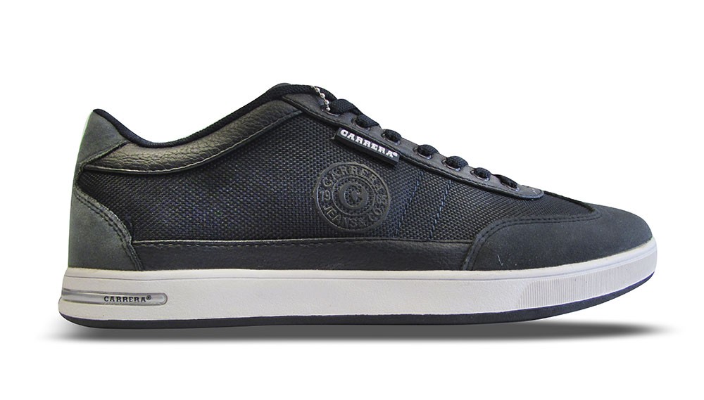 Velika sezonska rasprodaja sportske obuće i odjeće