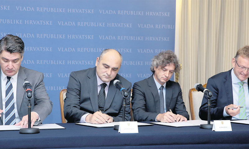 Premijer Milanović i predstavnici HEP-a, GEN-I te RWE Hrvatska potpisali su sporazum o suradnji/Patr