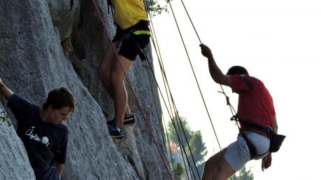 Izvor: http://www.brela.hr/