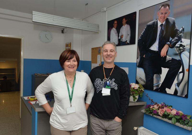 Hostel Bureau otvoren je u bivšoj redakciji Nacionala. Vlasnica je Anka Pukanić, sestra pokojnog Ive