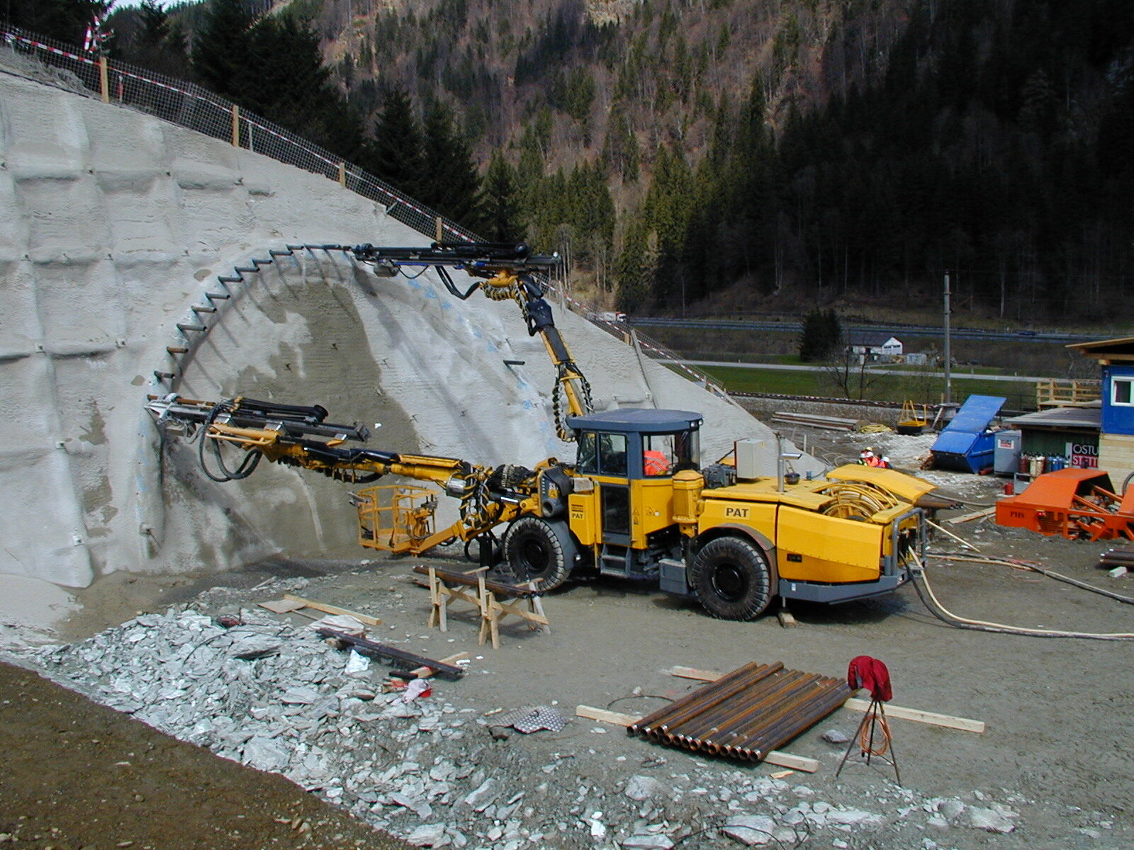 NATM iskop pod zaštitom cijevnog kišobrana; izvor Schubert/TU Graz