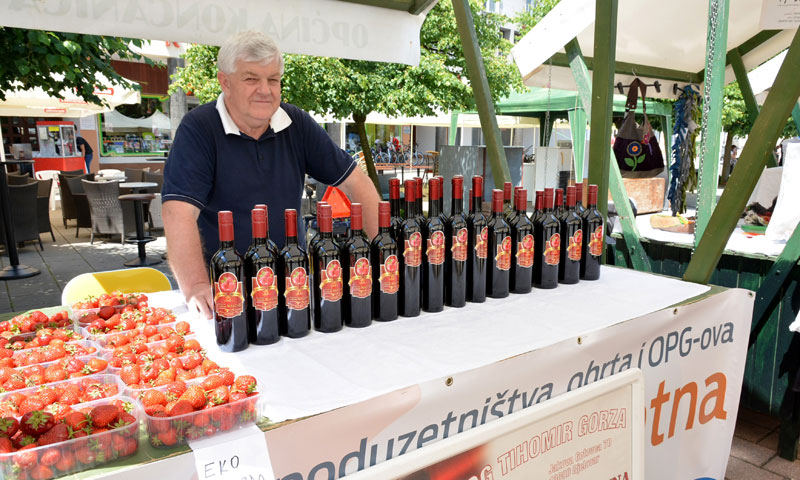 Tihomir Gorza došao je predstaviti vino od kupine