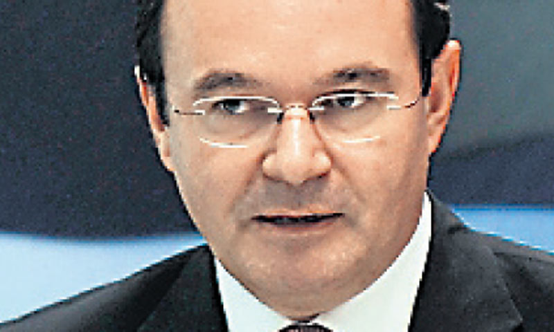 George Papaconstantinou