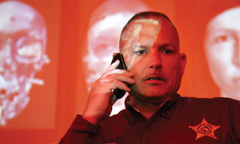 Istražitelj Darren Norris potražio je pomoć znanstvenika pri rješavanju slučaja ubojstva te je uspio