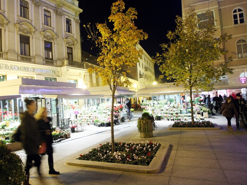 Obnovljeni Cvjetni trg / PXL