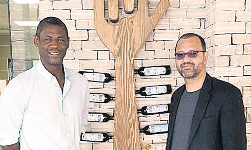 Suvlasnici Mundoake u novom restoranu – Jimi Pierre Antoine i Tom Novak