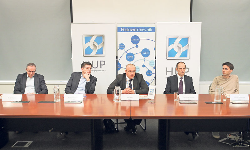 Sudionici okruglog stola: Damir Sabol, Ratko Mutavdžić, Jan Sulik, Dražen Kopljar i Mislav Malenica/