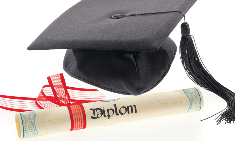 I studenti su puni riječi hvale za svoj fakultet pa odličnim ocjenjuju obrazovanje koje im on pruža/