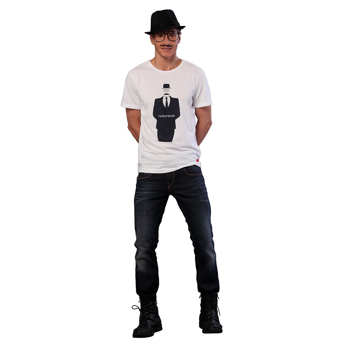 Iskoristi 77% popusta na otkačene 'Gots' muške majice