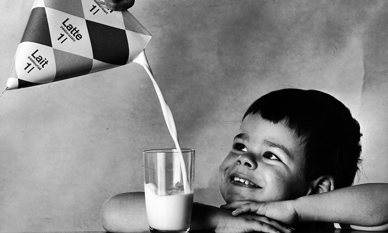 Neke od reklama i promotivnih fotografija tvrtke tetra pak