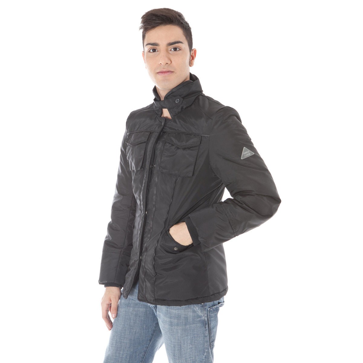 Calvin Klein, Diesel... Zimske jakne s potpisom snižene do 62%