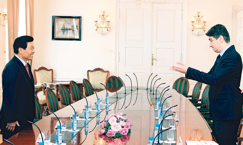 Premijer Milanović proljetos se sastao s predsjednikom Cosca Wei Jiafuom/PIX