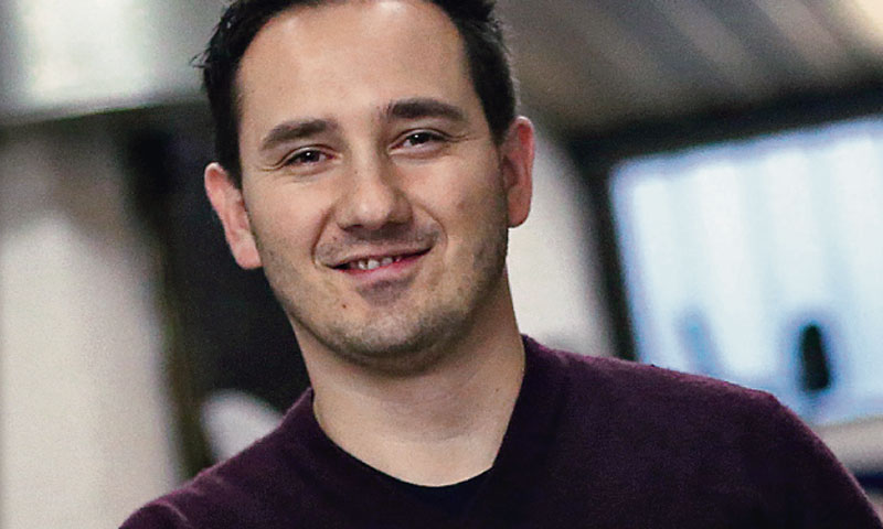 Nakon kosilice Alamo Stevica Kuharski razvio je Locodels, sustav paketne dostave koji poput Ubera na