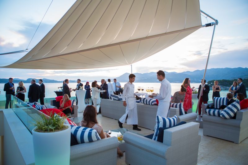 Terasa Hotela President. Photo: Grgo Jelavic/PIXSELL