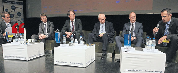 Moderator Saša Ćeramilac, Tomaž Orešič, EPS; Karl Kraus, RWE; Miroslav Mesić, HOPS; Marko Ćosić, Pro