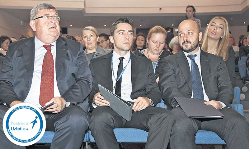 Riječki gradonačelnik Vojko Obersnel, gl. urednik Poslovnog dnevnika Mislav Šimatović i ministar pod