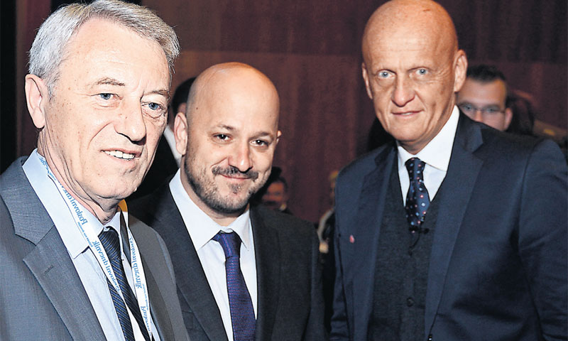 S Pierluigijem Collinom na konferenciji su se družili i ministar poduzetništva Gordan Maras te zagre