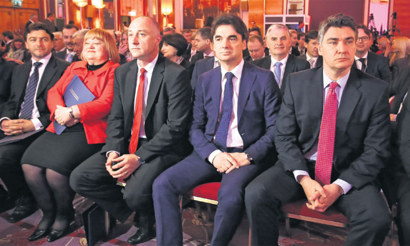 Premijer Zoran Milanović s ministrima vrvi optimizmom/Sanjin Strukić/PIXSELL