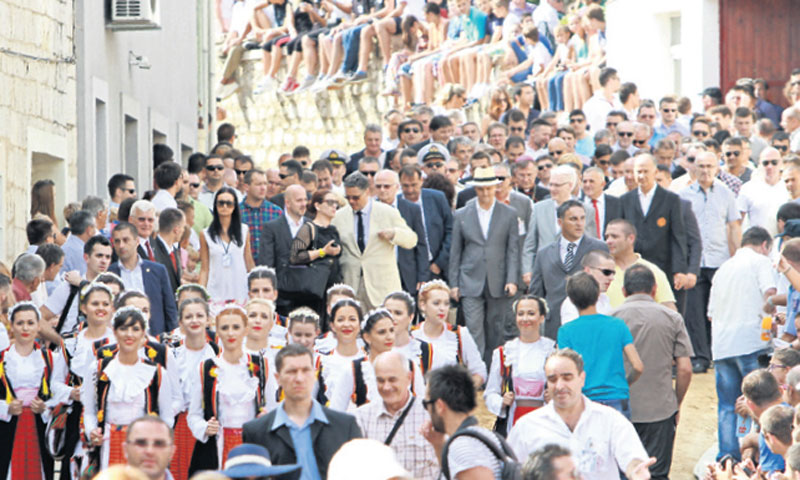 Alku je lani gledalo oko dvije tisuće stranih turista/Ivana Ivanović/PIXSELL