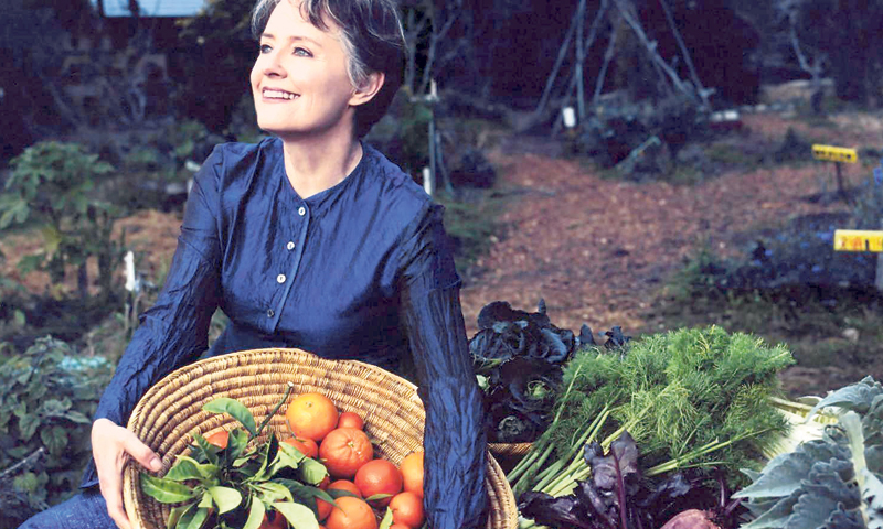 Alice Waters, vlasnica je restorana Chez Panisse u Kaliforniji, u kojem nudi samo lokalno uzgojenu o
