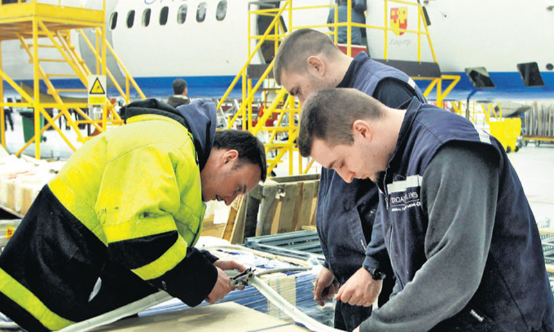 Zaposleno je 43 novih radnika i 15 stažista/Goran Jakuš/IXSELL