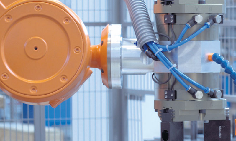 U Hrvatskoj na deset tisuća radnika dolaze četiri robota HSTEC