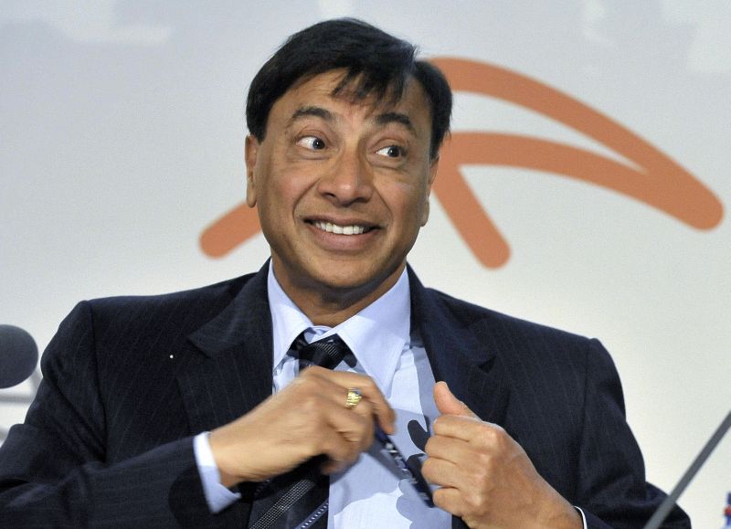 Na listi se nalazi i kralj čelika Lakshmi Mittal, Indijac nastanjen u Engleskoj, vlasnik ArcelorMitt