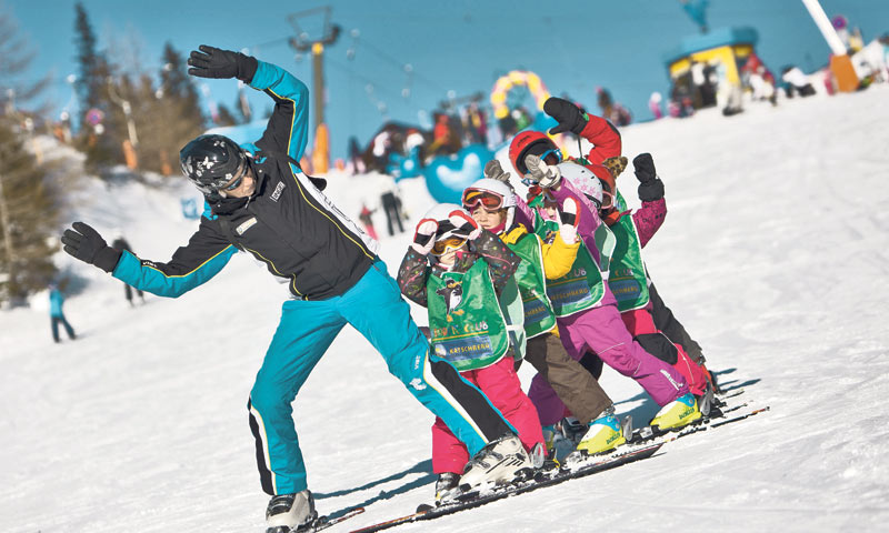 Škole skijanja nude i skijaški safari i snowbordanje