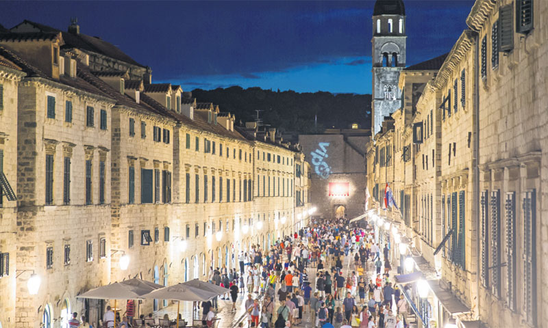 Dubrovnik je prvi u Europi imao pametnu svjetiljku sa senzorskim sklopom/PIXSELL