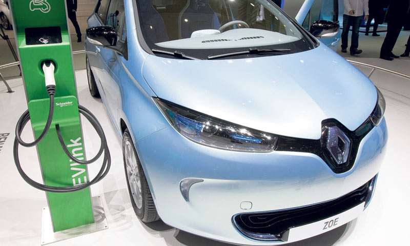 Zoe je jedna od električnih zvijezda ovogodišnje izložbe automobila u Ženevi/EPA