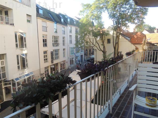 Fotografije su preuzete s web stranice Opereta.hr