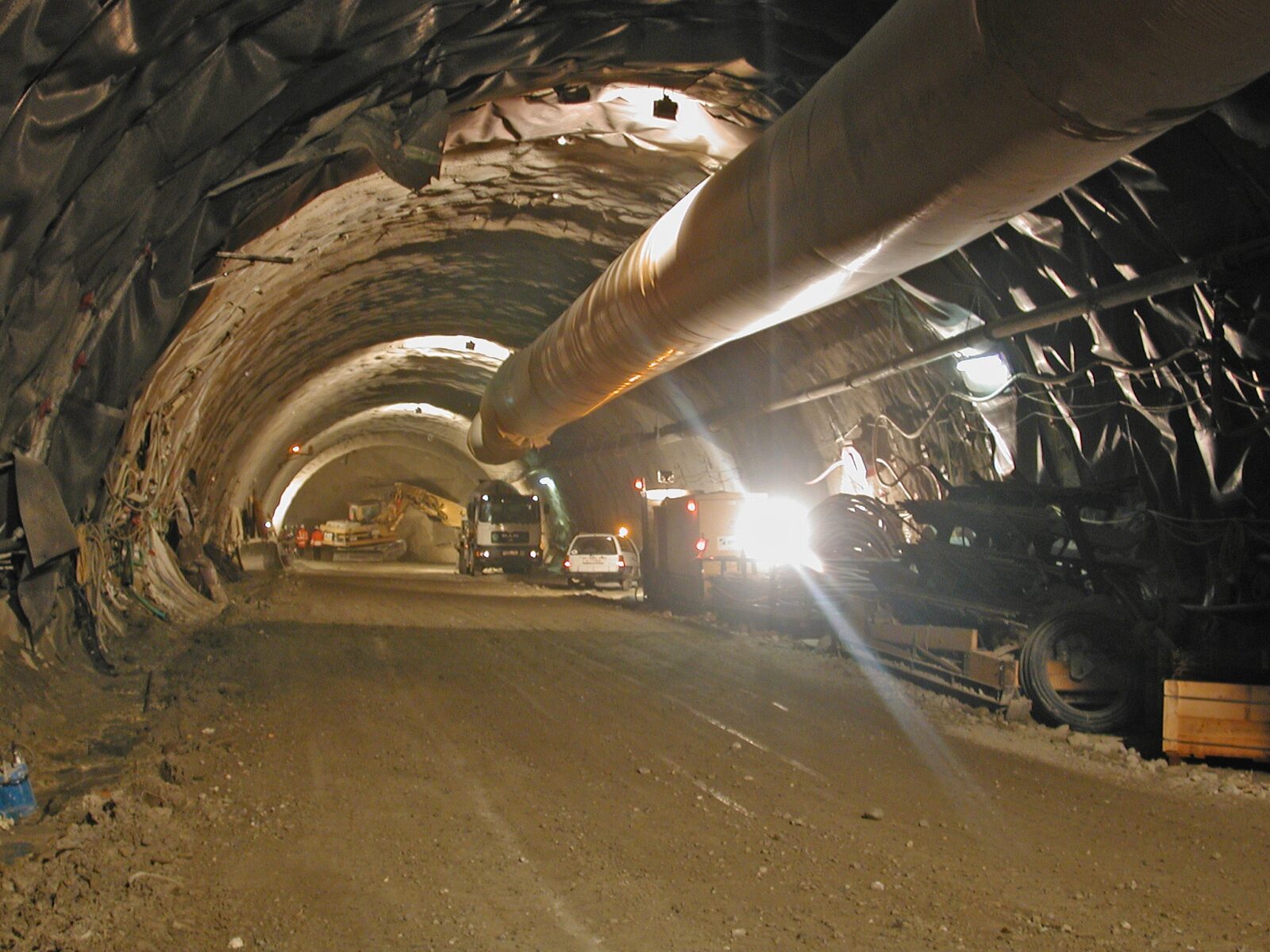 NATM u tunelu Hengsbergtunnel – gornji naslov; izvor Galler/MU Leoben