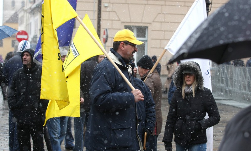 Prosvjed na Markovu trgu (Foto: Patrik Maček/PIXSELL)