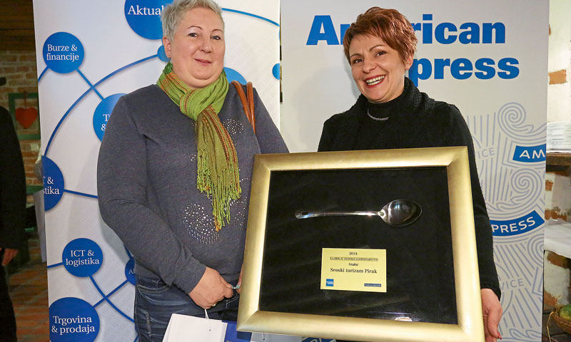 Priznanje za seoski turizam Pirak, koje se nalazi u selu Sveti Vid nadomak Čazme preuzele su na sveč