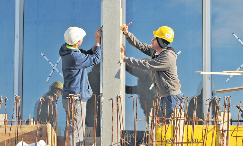 Veliki poslovi očekuju građevinarce/Hrvoje Jelavić/PIXSELL