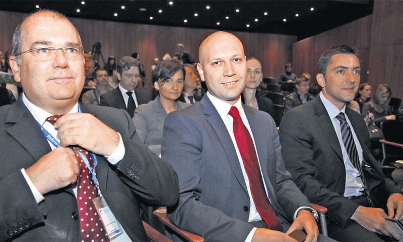 Sven Müler (Fond za zaštitu okoliša), ministar Mihael Zmajlović i gl. urednik Poslovnog dnevnika Mis