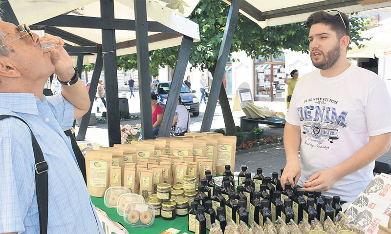 OPG Kalić Zvonimir iz Đakova postoji tri godine i orijentiran je na ekološku proizvodnju industrijsk